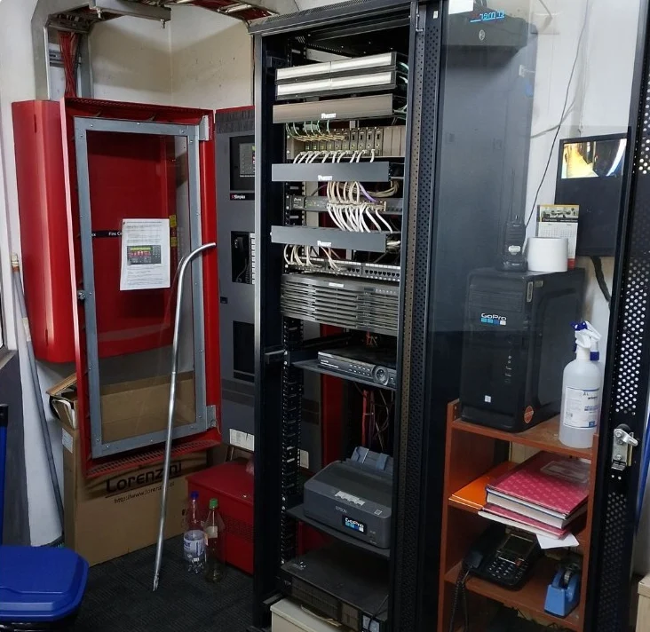 Rack de comunicaciones y grabación